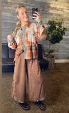Load image into Gallery viewer, Easton Plaid Button up - Rust