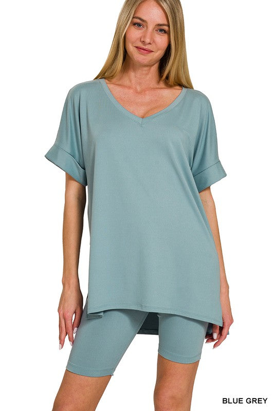 Brix Set / Blue Gray V-neck