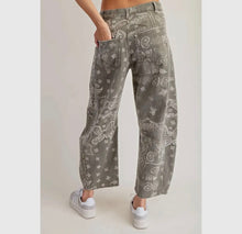 Load image into Gallery viewer, Paisley Denim / Vintage Army